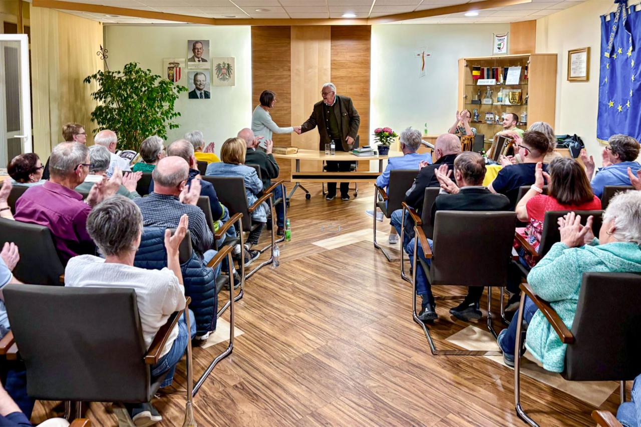 Lange Nacht der BibliOÖtheken - "Wie es früher bei uns einmal war" 